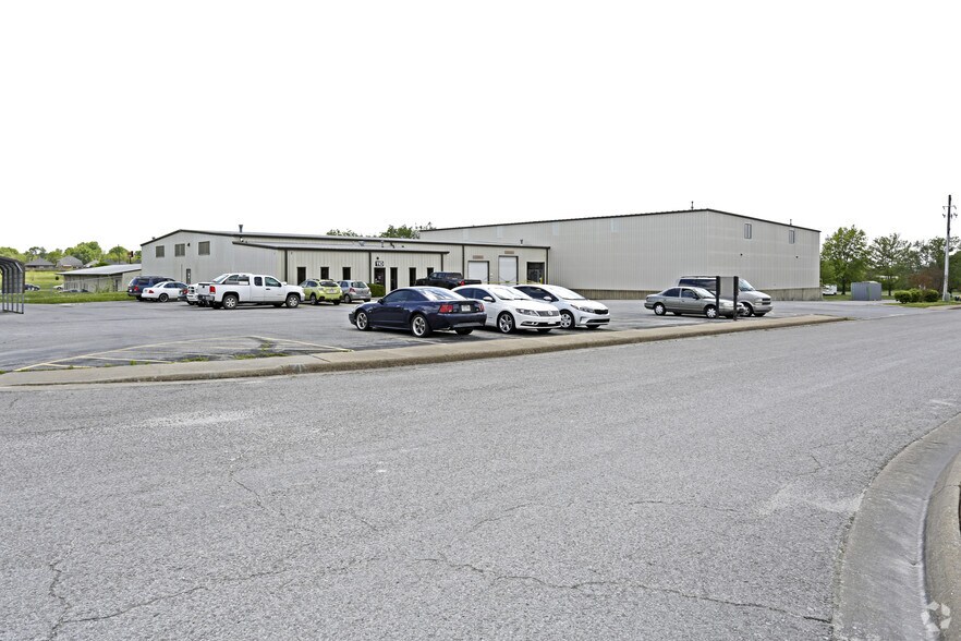 110 E Linden St, Rogers, AR for sale - Primary Photo - Image 1 of 1