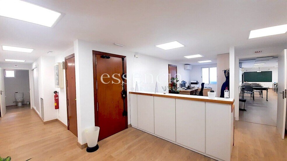 Retail in Gandia, Valencia for sale - Primary Photo - Image 1 of 19