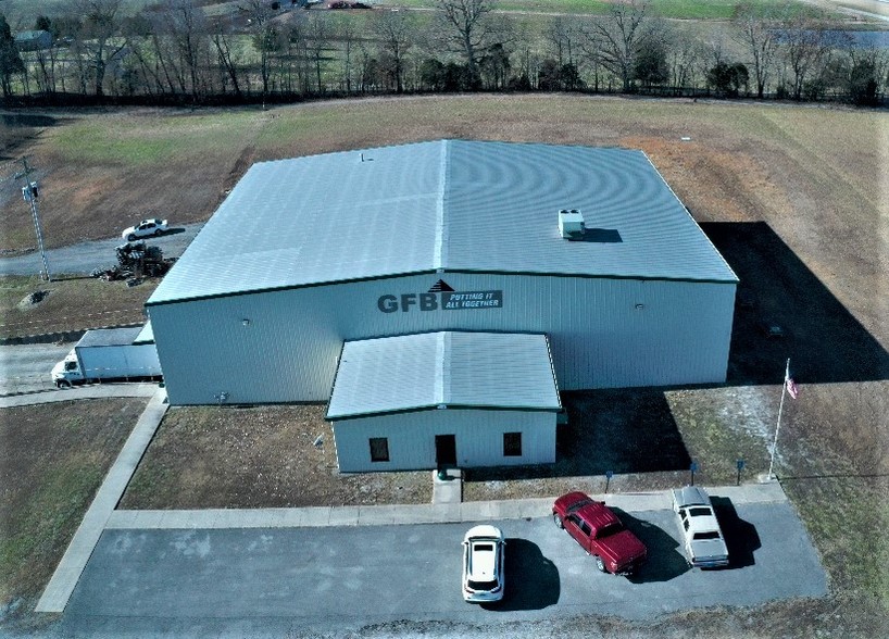 91 Industrial Dr, Cadiz, KY for sale - Building Photo - Image 1 of 1