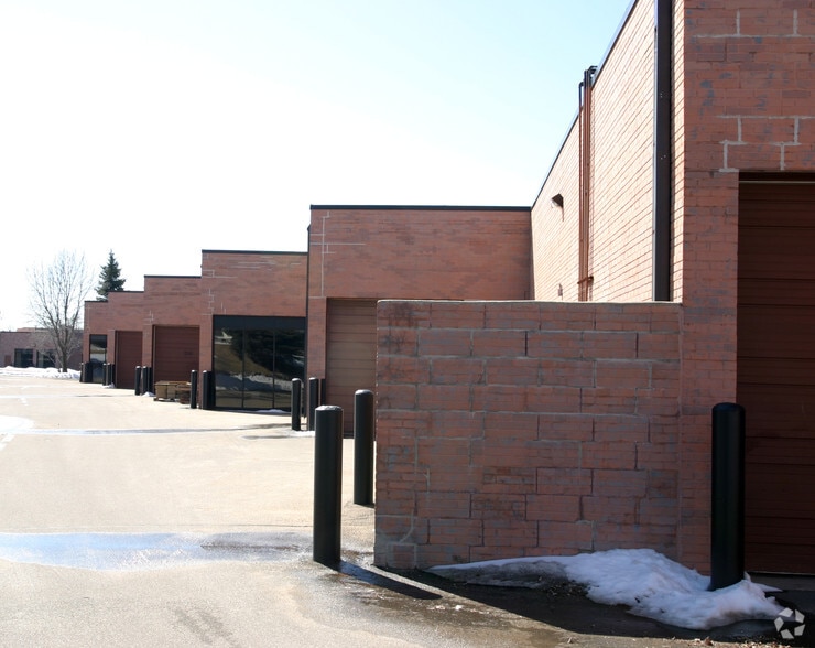 5959 Baker Rd, Minnetonka, MN for lease - Building Photo - Image 2 of 5