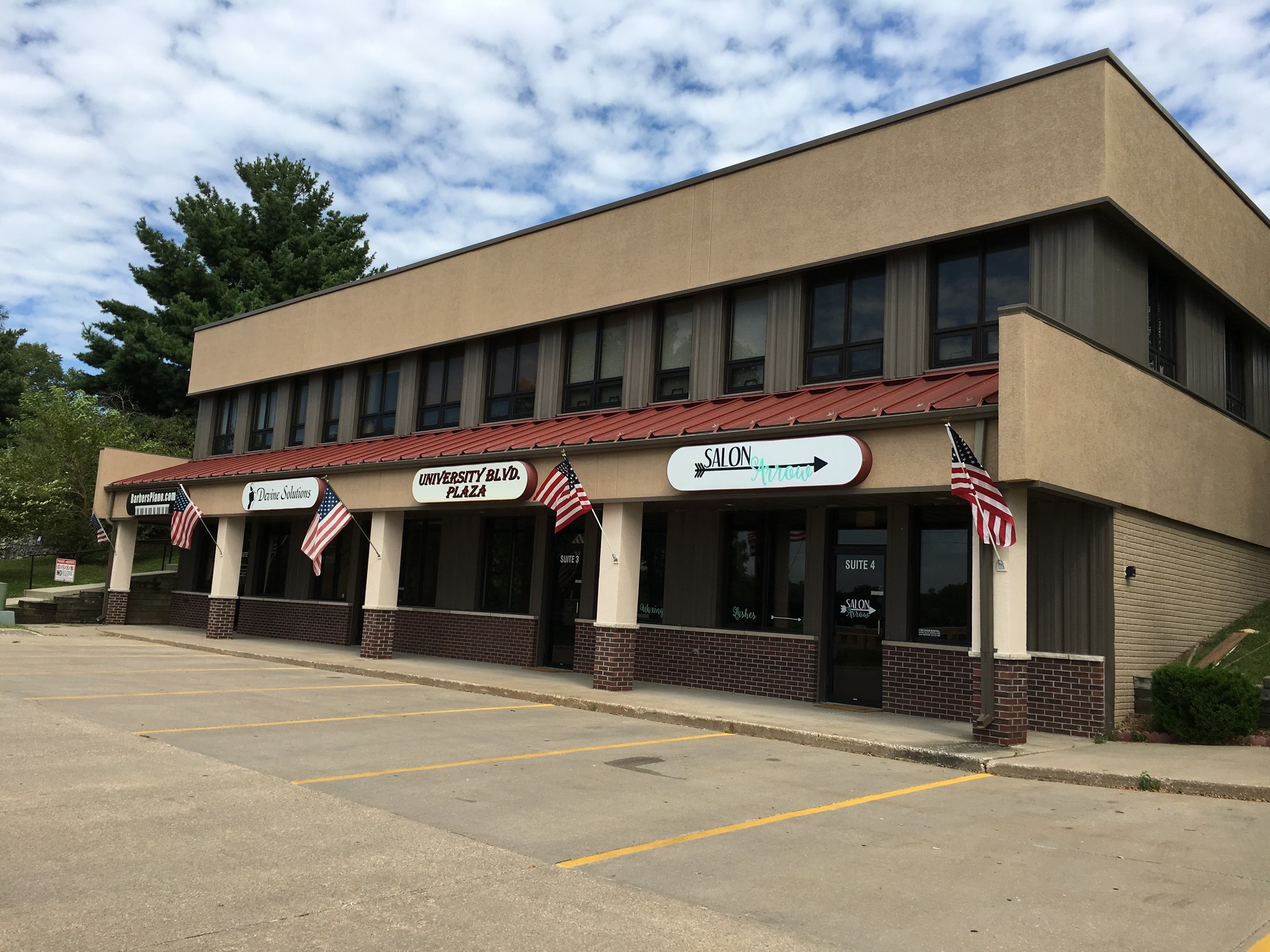 8435 University Blvd, Clive, IA for sale Building Photo- Image 1 of 1