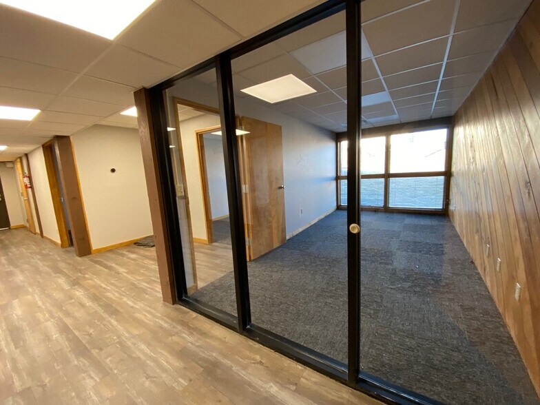 14401 E 42nd St, Independence, MO à louer - Photo intérieure - Image 3 de 25