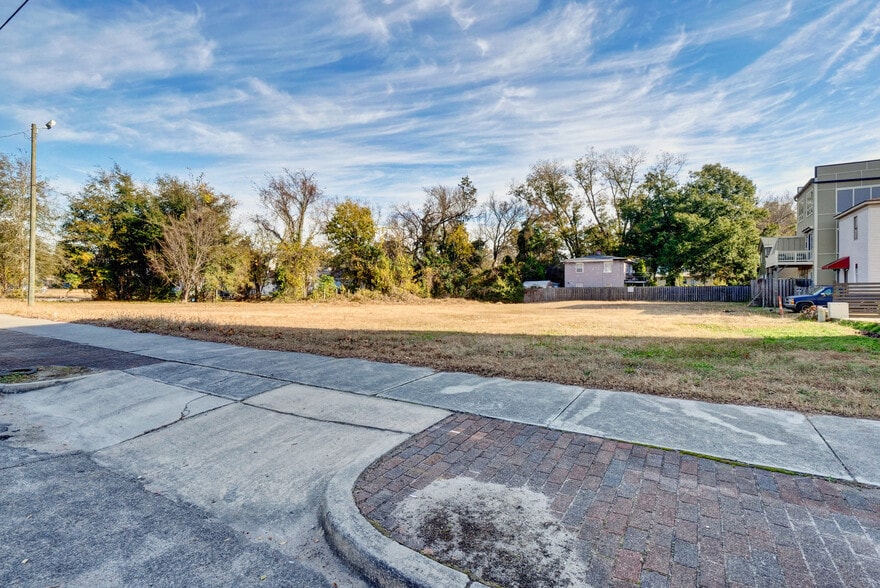 812 N 4th St, Wilmington, NC for sale - Building Photo - Image 2 of 49