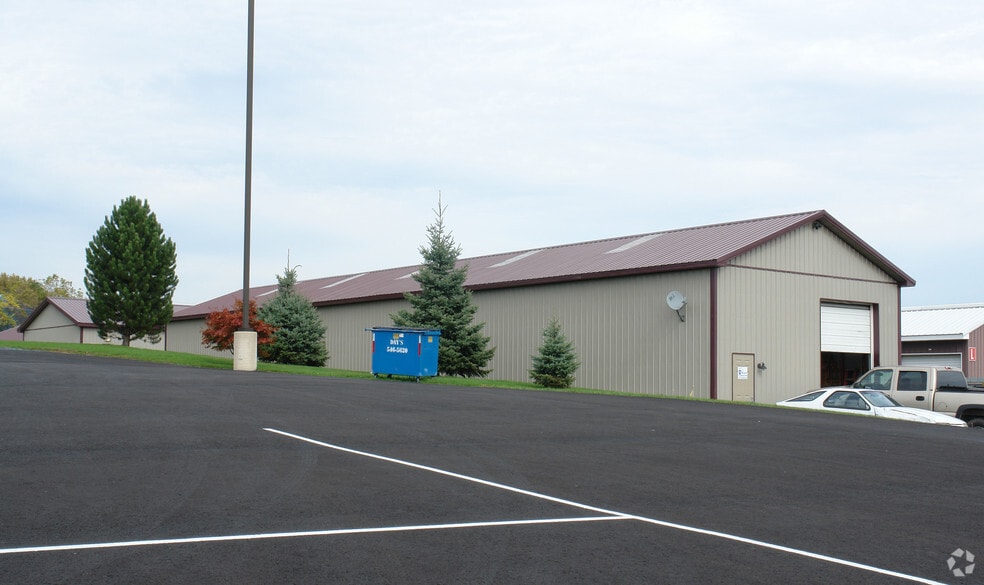 5297 Lycoming Mall Rd, Montoursville, PA à vendre - Photo du bâtiment - Image 3 de 4