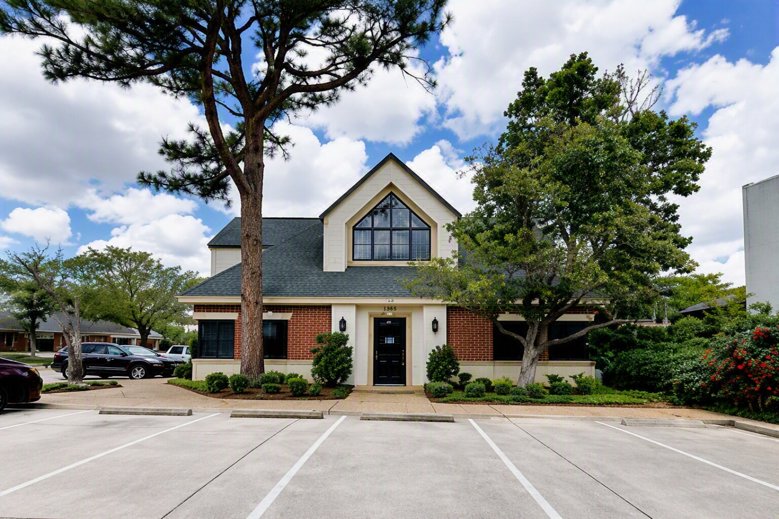 2912 W Park Row, Arlington, TX à louer Photo du bâtiment- Image 1 de 9