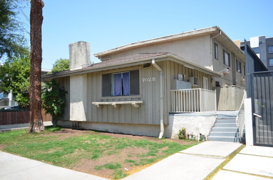7028 Alabama Ave, Canoga Park, CA for sale - Building Photo - Image 2 of 32