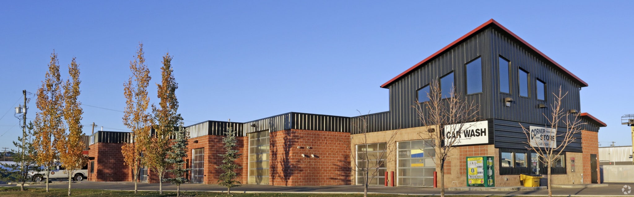 1103 N Railway St, Okotoks, AB for lease Primary Photo- Image 1 of 8