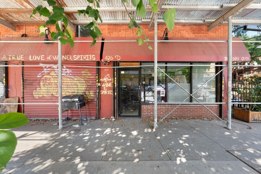 426 Marcus Garvey Blvd, Brooklyn, NY à vendre - Photo du bâtiment - Image 2 de 7