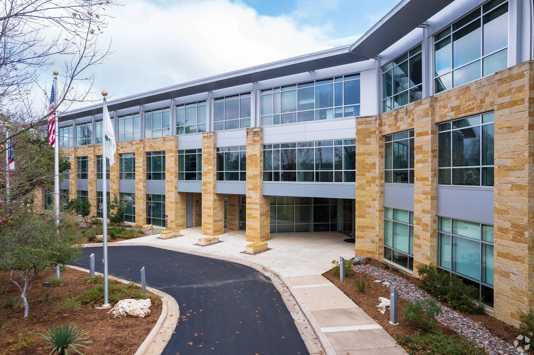 11305 Four Points Dr, Austin, TX for sale Primary Photo- Image 1 of 10