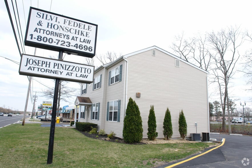 189 Route 37, Toms River, NJ à louer - Photo du bâtiment - Image 2 de 2