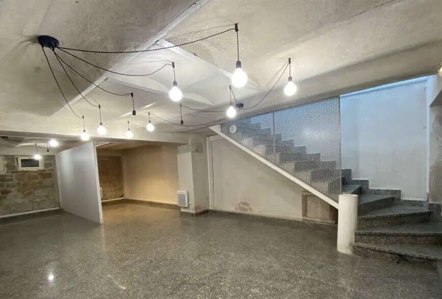 Commerce de détail dans Saint-Maur-des-Fossés à louer - Photo intérieure - Image 2 de 7