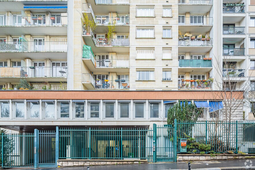 73 Rue Saint-Fargeau, Paris à vendre - Photo du bâtiment - Image 2 de 7