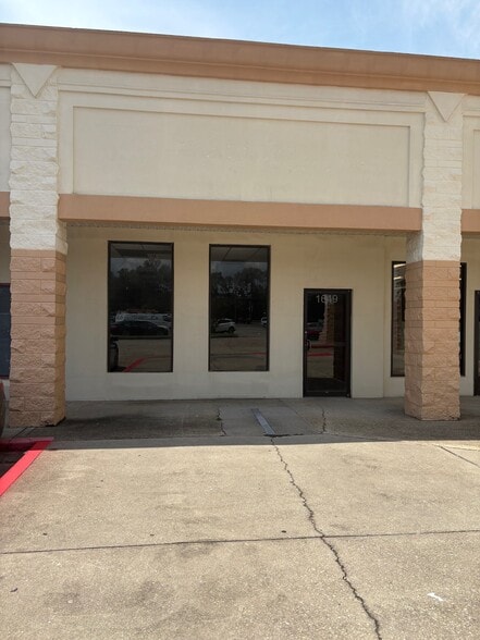 1649 Saint Mary St, Thibodaux, LA for lease - Building Photo - Image 2 of 10