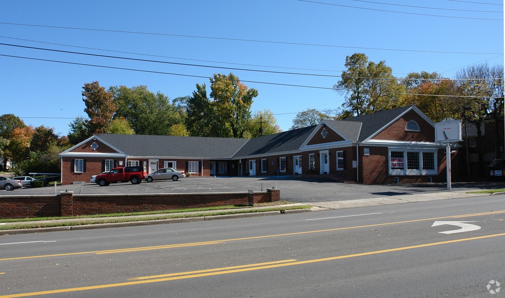 1000 High St N, Worthington, OH for lease - Building Photo - Image 3 of 6