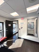 5913 Penn Ave, Pittsburgh, PA for lease Interior Photo- Image 1 of 19