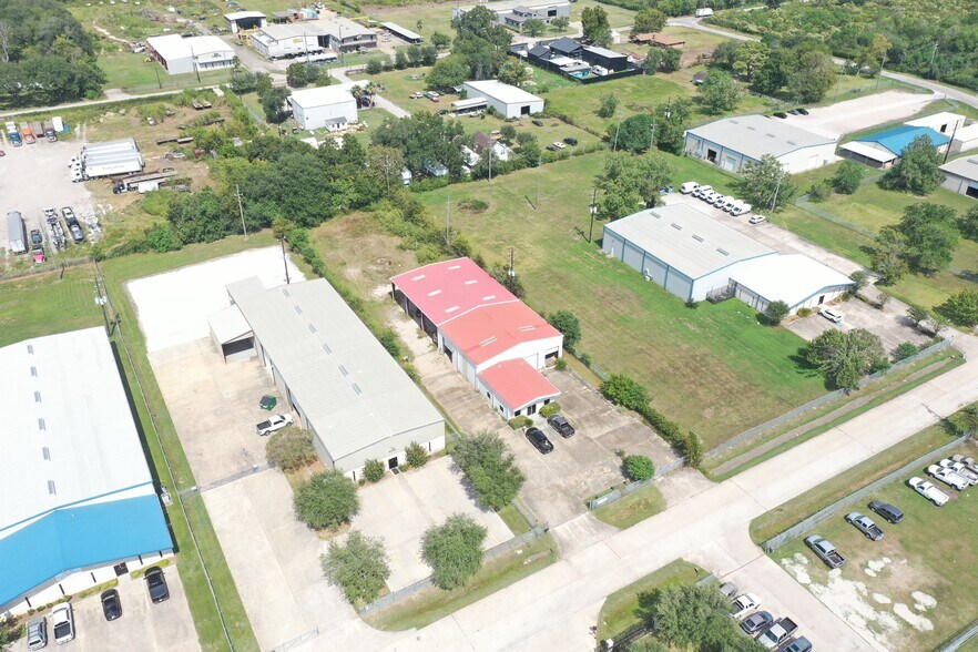 4232 South Dr, Houston, TX à vendre - Photo du bâtiment - Image 2 de 6