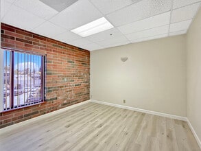 885 Oak Grove Ave, Menlo Park, CA for lease Interior Photo- Image 1 of 4