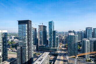 8 Spadina Ave, Toronto, ON - Aerial map view