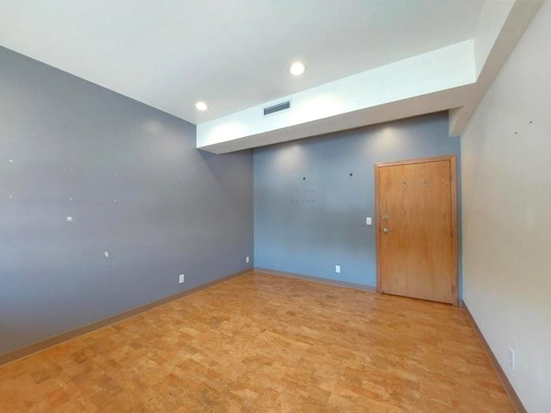 3801 W 50th St, Minneapolis, MN for lease Interior Photo- Image 1 of 4
