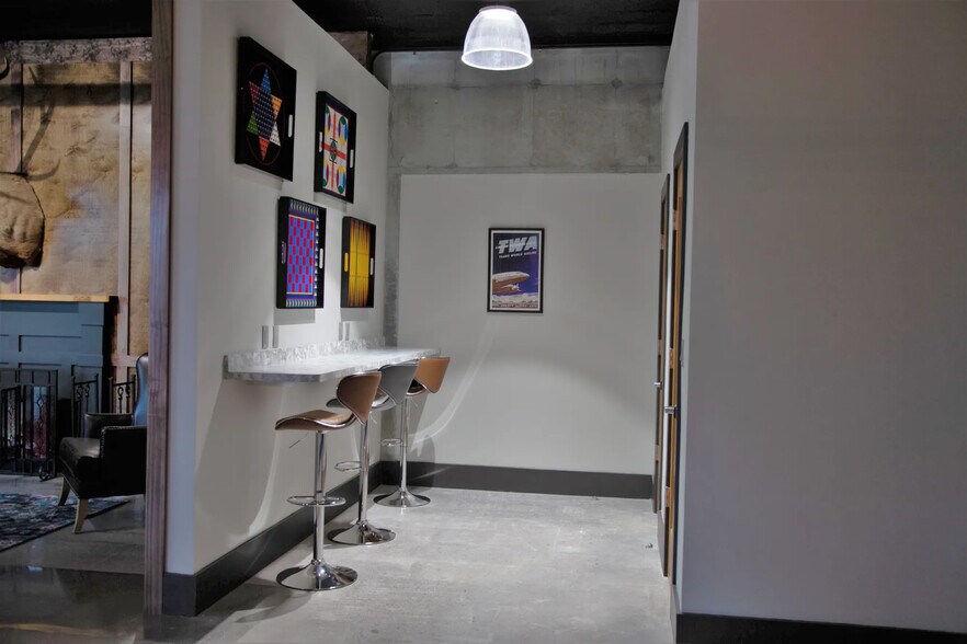 332 Avenue B SW, Winter Haven, FL à louer - Photo intérieure - Image 3 de 8