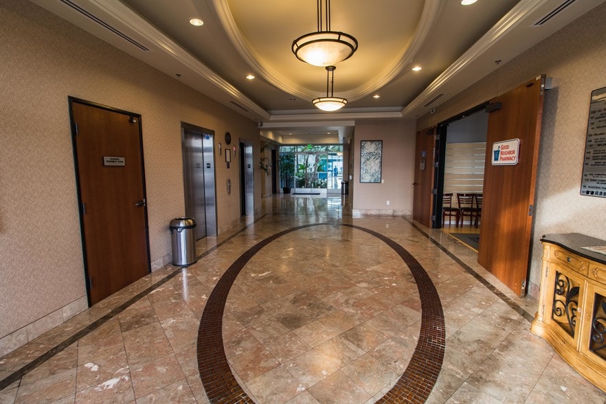 2707 E Valley Blvd, West Covina, CA for sale - Interior Photo - Image 3 of 42