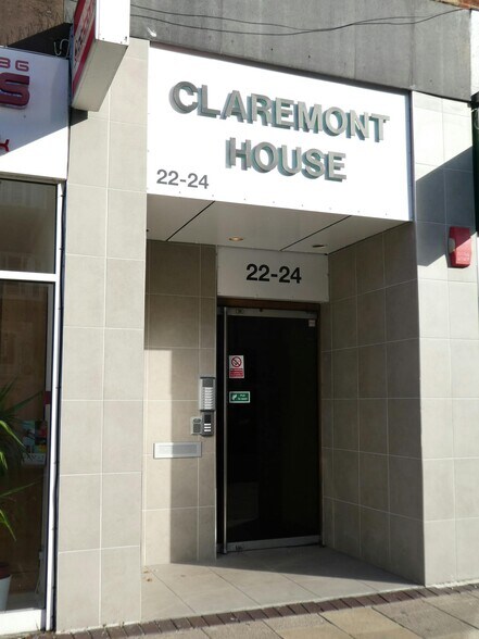 22-24 Claremont Rd, Surbiton à louer - Photo du bâtiment - Image 3 de 6
