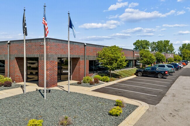Plus de détails pour 550-600 County Road D W, New Brighton, MN - Local d'activités, Industriel à louer