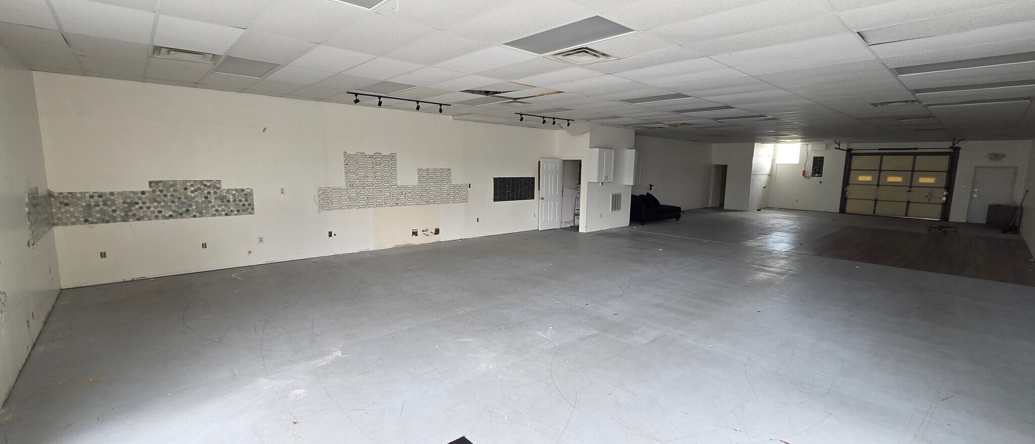 1114 Industry Rd, Lexington, KY for lease Building Photo- Image 1 of 2