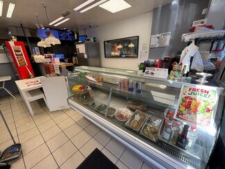 Plus de détails pour 443 Uxbridge Rd, Southall - Commerce de détail à louer