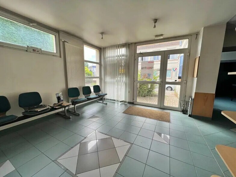 16 Rue De La République, Hoenheim à vendre - Photo du bâtiment - Image 3 de 12