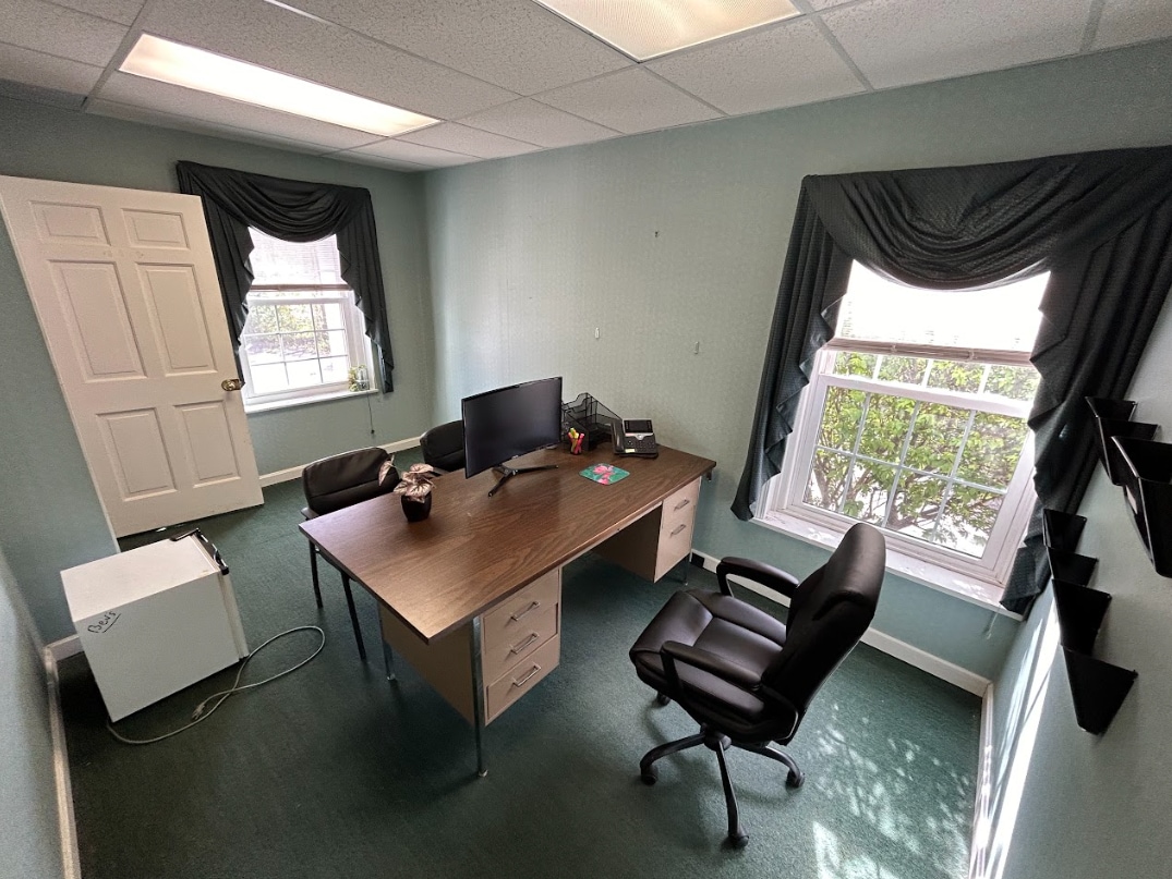 15501 Munn Rd, Cleveland, OH for lease Interior Photo- Image 1 of 18