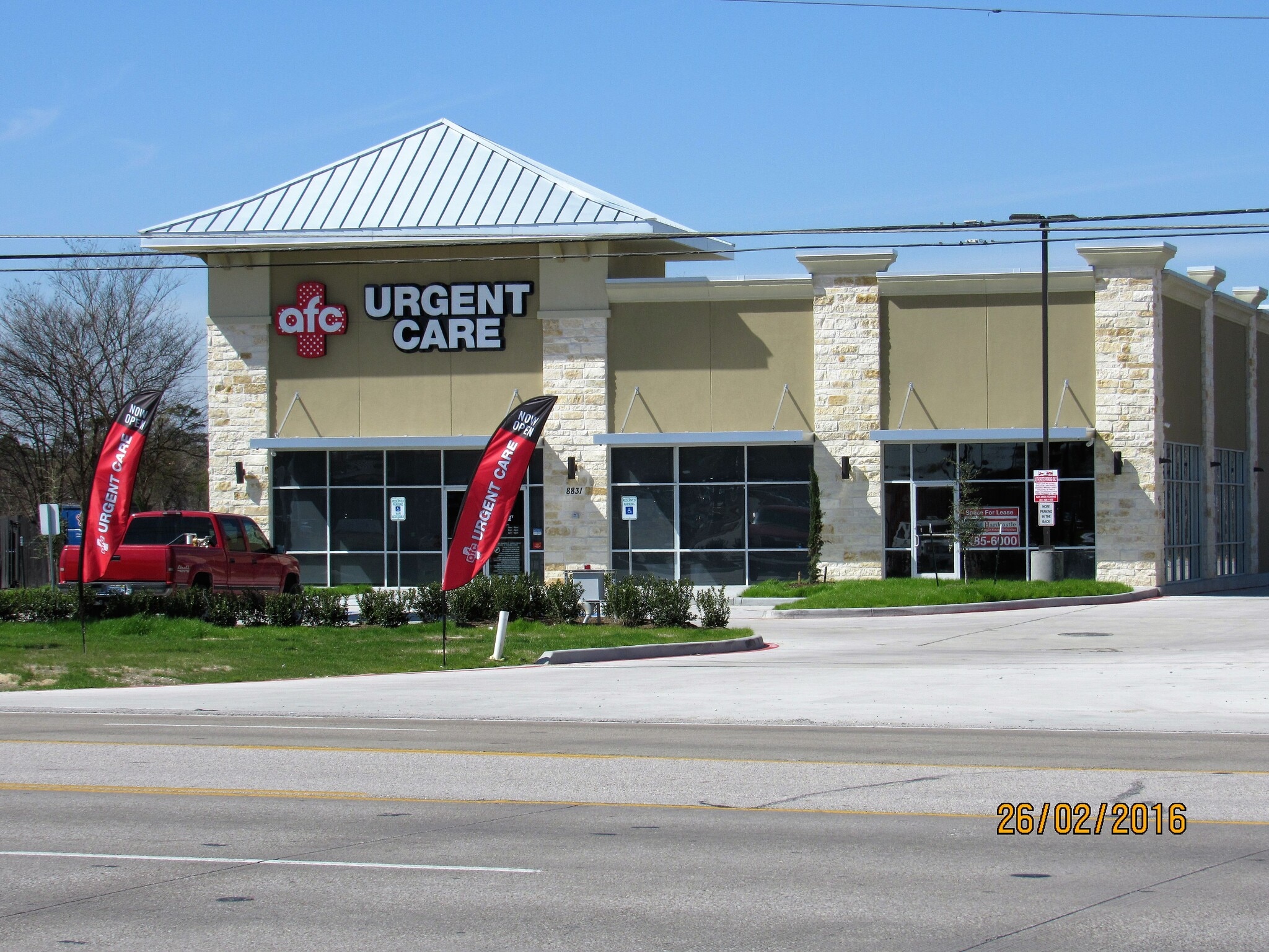 8831 N Highway 146, Baytown, TX à louer Photo du bâtiment- Image 1 de 2