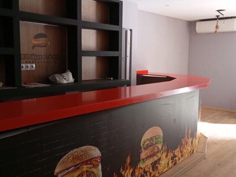 Retail in Cáceres, Cáceres for sale - Building Photo - Image 3 of 7