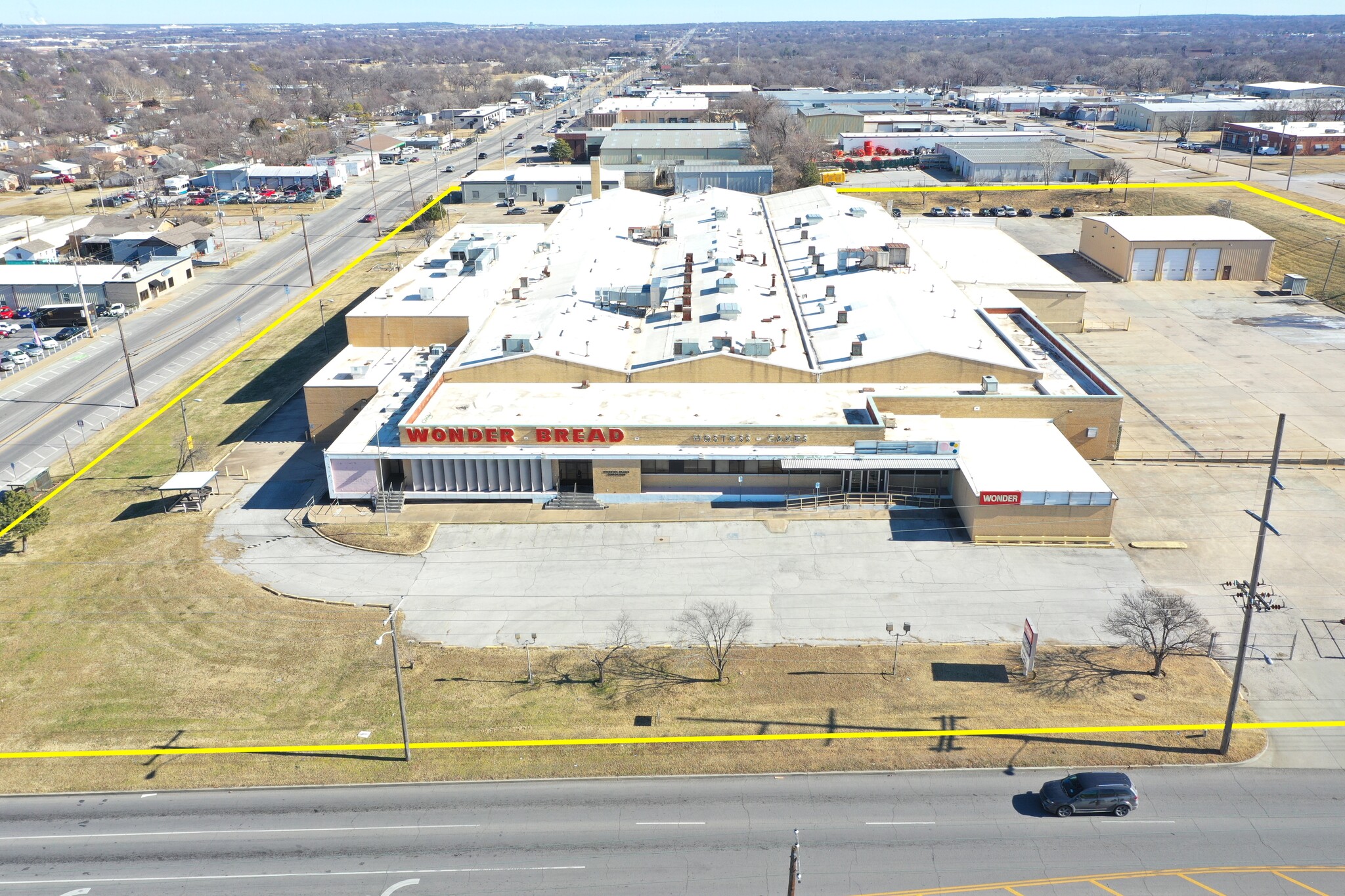 1111 S Sheridan Rd, Tulsa, OK à louer Photo du bâtiment- Image 1 de 18