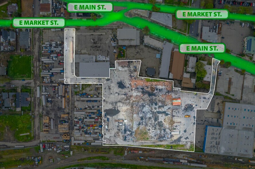 1801-1821 E Market St, Stockton, CA à vendre - Photo du bâtiment - Image 1 de 10