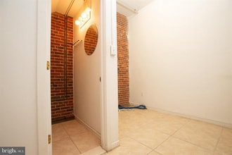220 Church St, Philadelphia, PA for lease Interior Photo- Image 2 of 8