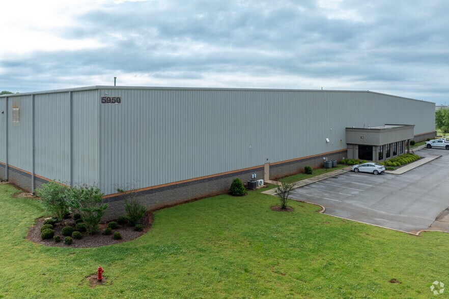 5059 Endeavor Way, Tanner, AL for lease - Building Photo - Image 3 of 6