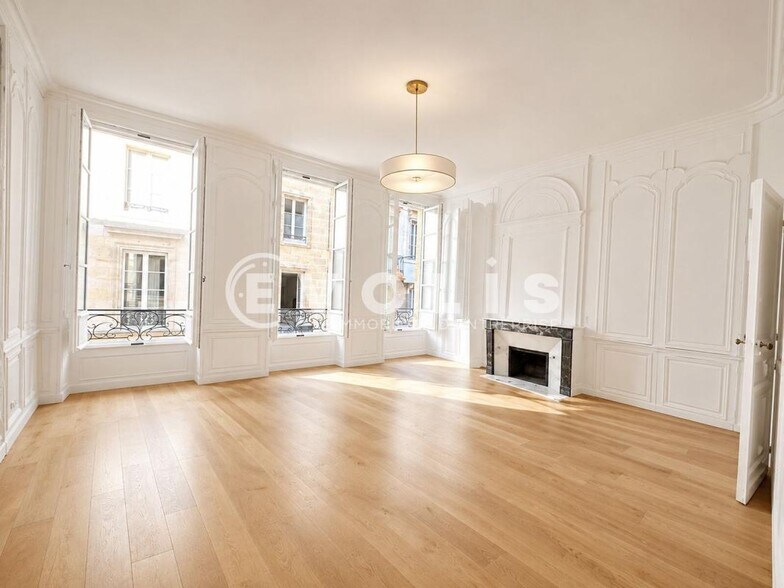 4 Rue Des Argentiers, Bordeaux for lease - Interior Photo - Image 1 of 7