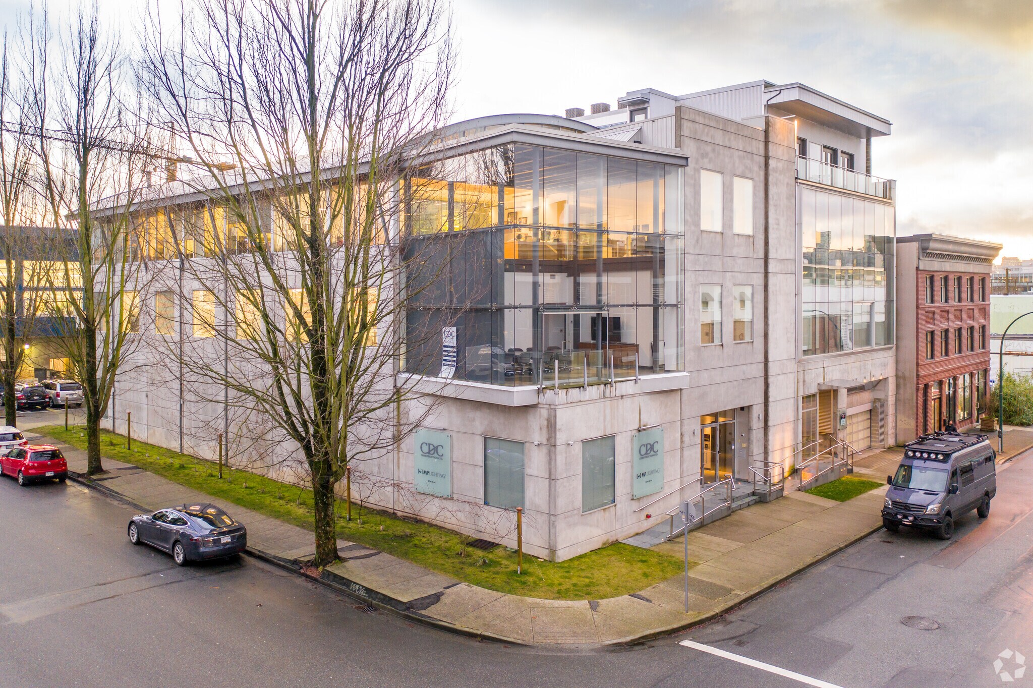 16-18 W 4th Ave, Vancouver, BC à vendre Photo principale- Image 1 de 1