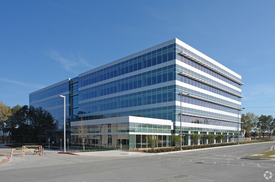 2900 Esperanza Crossing, Austin, TX à louer - Photo du bâtiment - Image 3 de 13