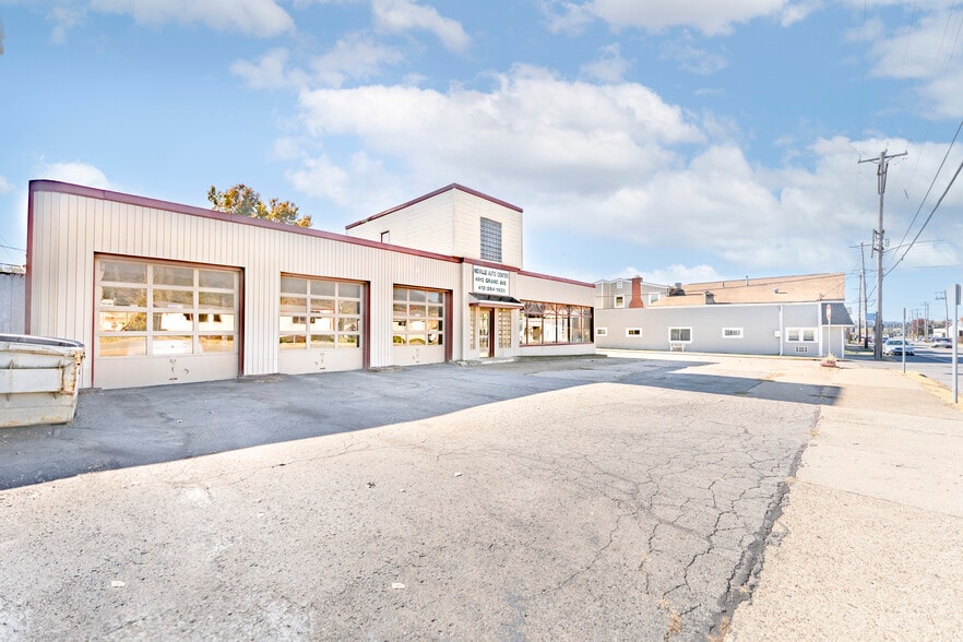 4913 Grand Ave, Pittsburgh, PA à vendre - Photo du bâtiment - Image 3 de 22