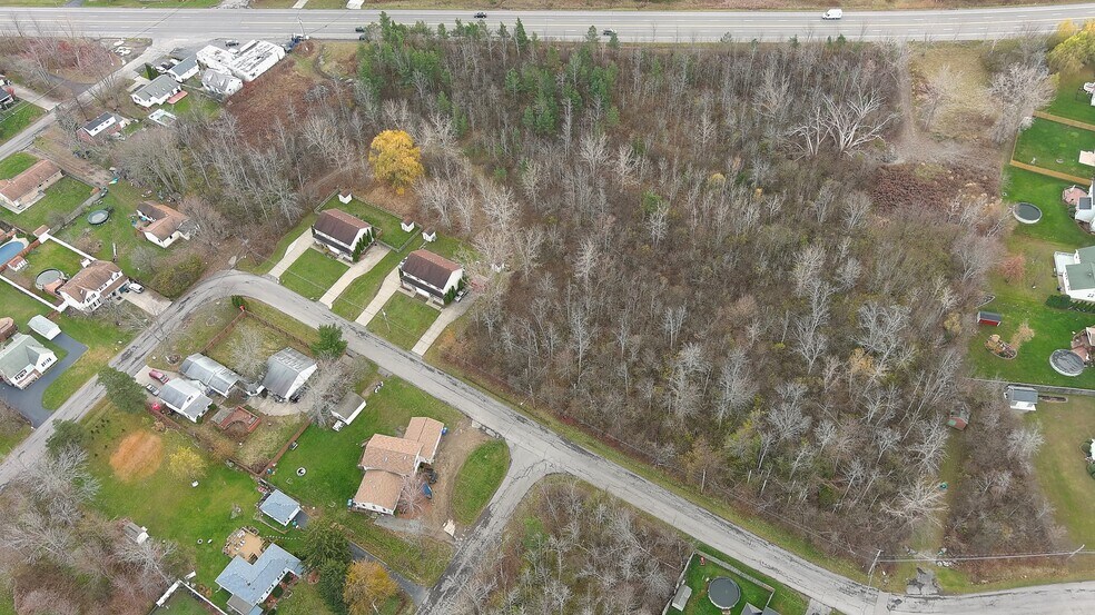 5944 Lake Shore Rd, Lake View, NY à vendre - Photo du bâtiment - Image 3 de 4