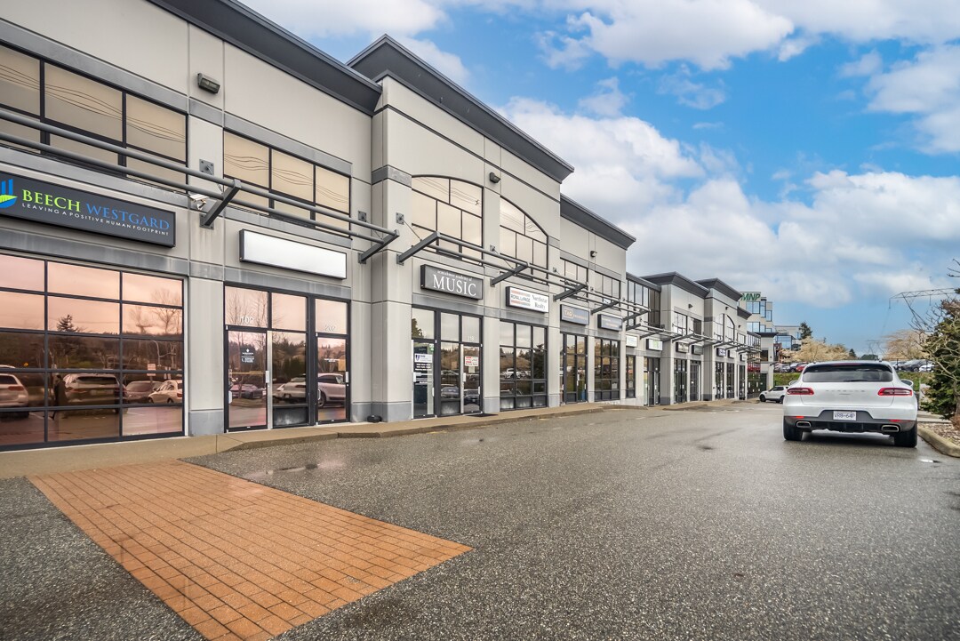 15272 Croydon Dr, Surrey, BC for sale Primary Photo- Image 1 of 10