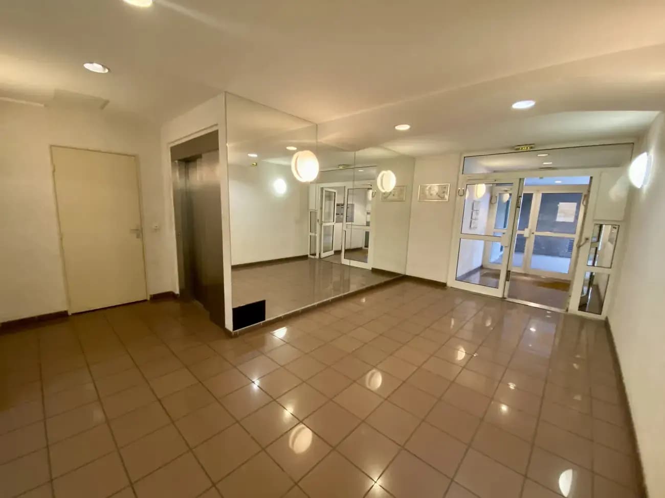 Office in 2-5 Boulevard De La Gare, Saint-Gratien for lease Interior Photo- Image 1 of 7