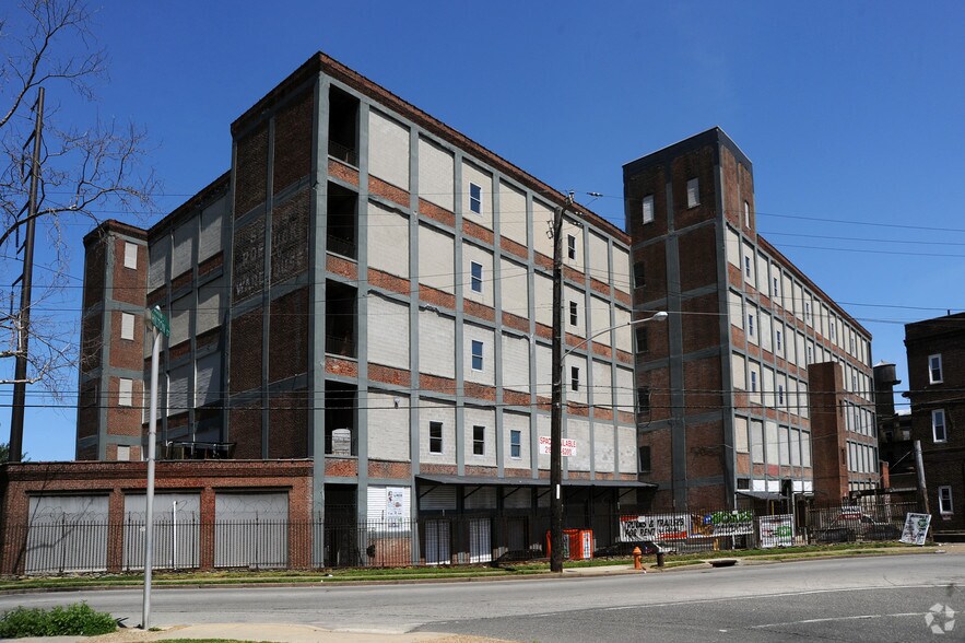3201 Fox St, Philadelphia, PA à louer - Photo du bâtiment - Image 2 de 6