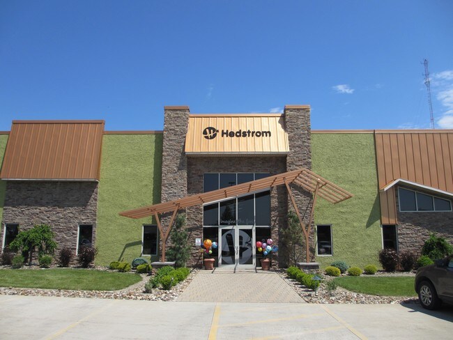 Plus de détails pour 1 Hedstrom Dr, Ashland, OH - Bureau/Commerce de détail à louer