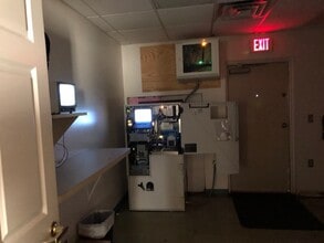 750 S Raisinville Rd, Monroe, MI for lease Interior Photo- Image 2 of 8