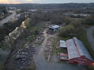 Plus de détails pour 400 River St, Ellijay, GA - Industriel à vendre