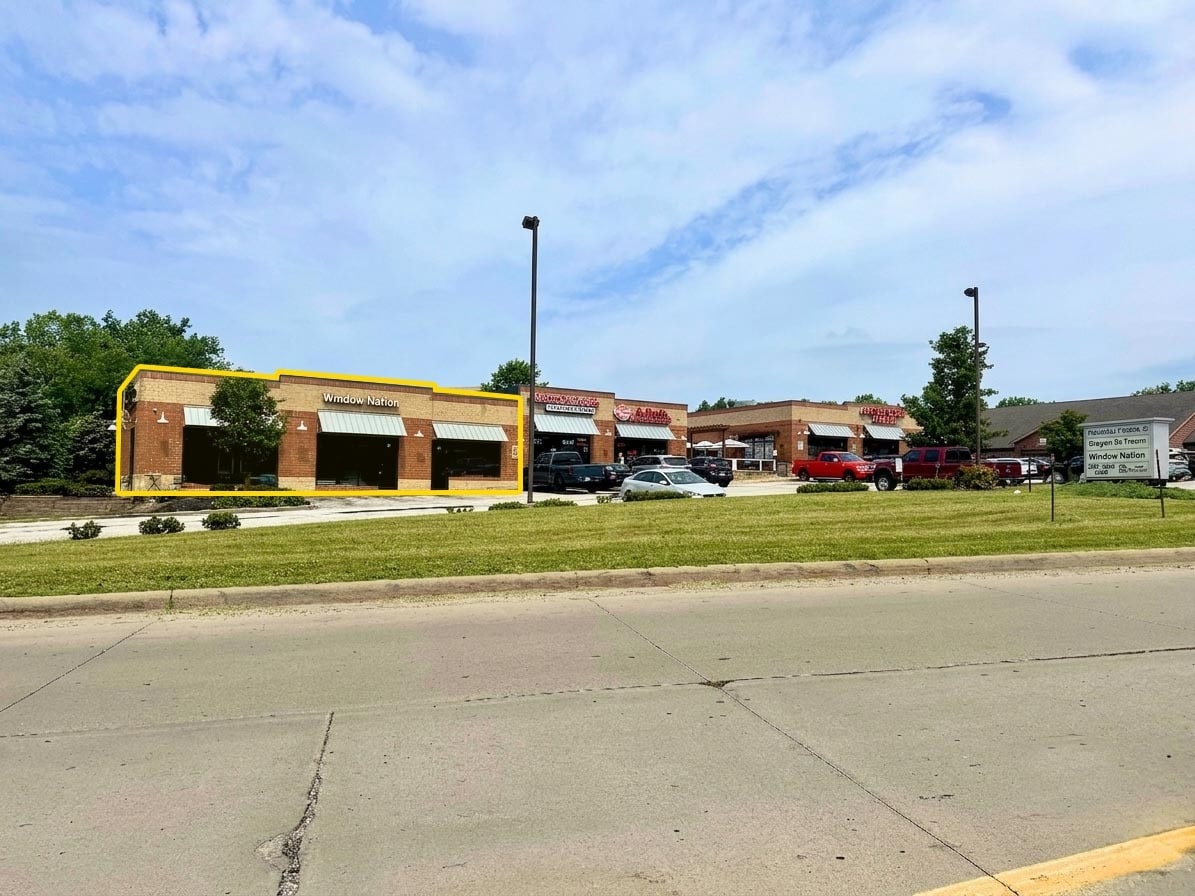 4760 Grayton Rd, Cleveland, OH for lease Building Photo- Image 1 of 2