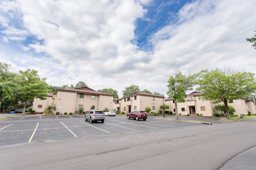 2024 Arkansas Valley Dr, Little Rock, AR à vendre - Photo du bâtiment - Image 3 de 48